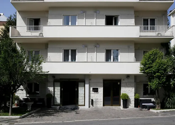 C-hotels Club House Hotel